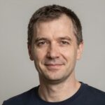Портрет Артема Волкова, заказавшего разработку конверсионных чат-ботов для онлайн-школ в Telegram